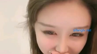大学生Ana Foxxx被男友狠狠地操