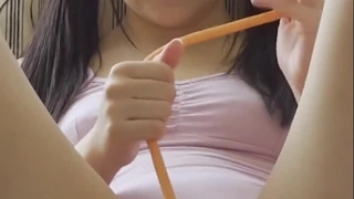 姐姐下班后抓两个同事弟弟回家好好调教